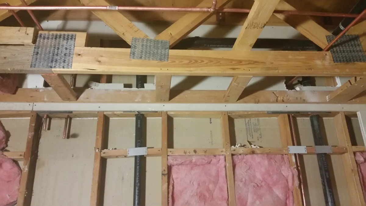 Plumbing services in Three Oaks, FL